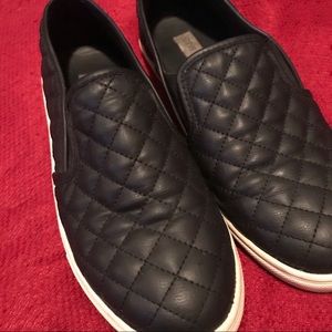 Steve Madden Slip Ons Ecentrcq